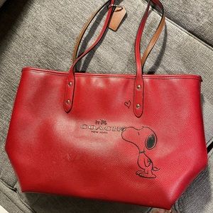 Snoopy Coach bag! Limited edition selling as is!
